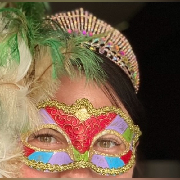 Tiara - Picture 2 of 7